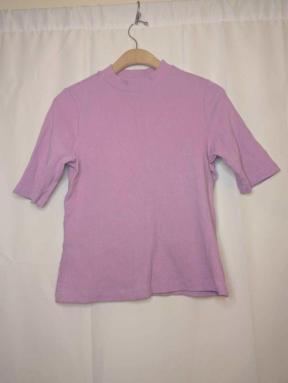 🔴5/$25 Lavender Short Sleeve Mock Neck Top